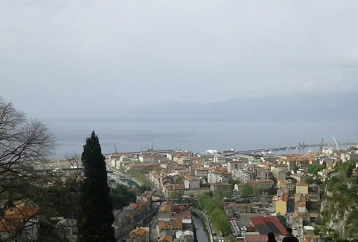 Apartman Skyscraper Maro *